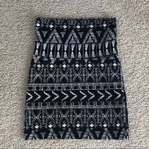 Lotta Black & White Tribal Print Skirt/Shirt